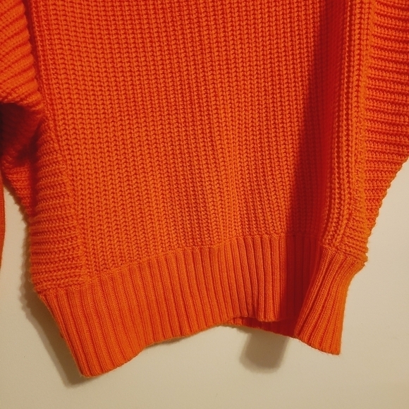 Unbranded | Women's Orange Ribbed Turtleneck Sweater (Size XL) - Picture 7 of 11